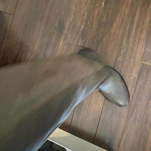 Grey Leather Designer Boots - Picture 7 of 14